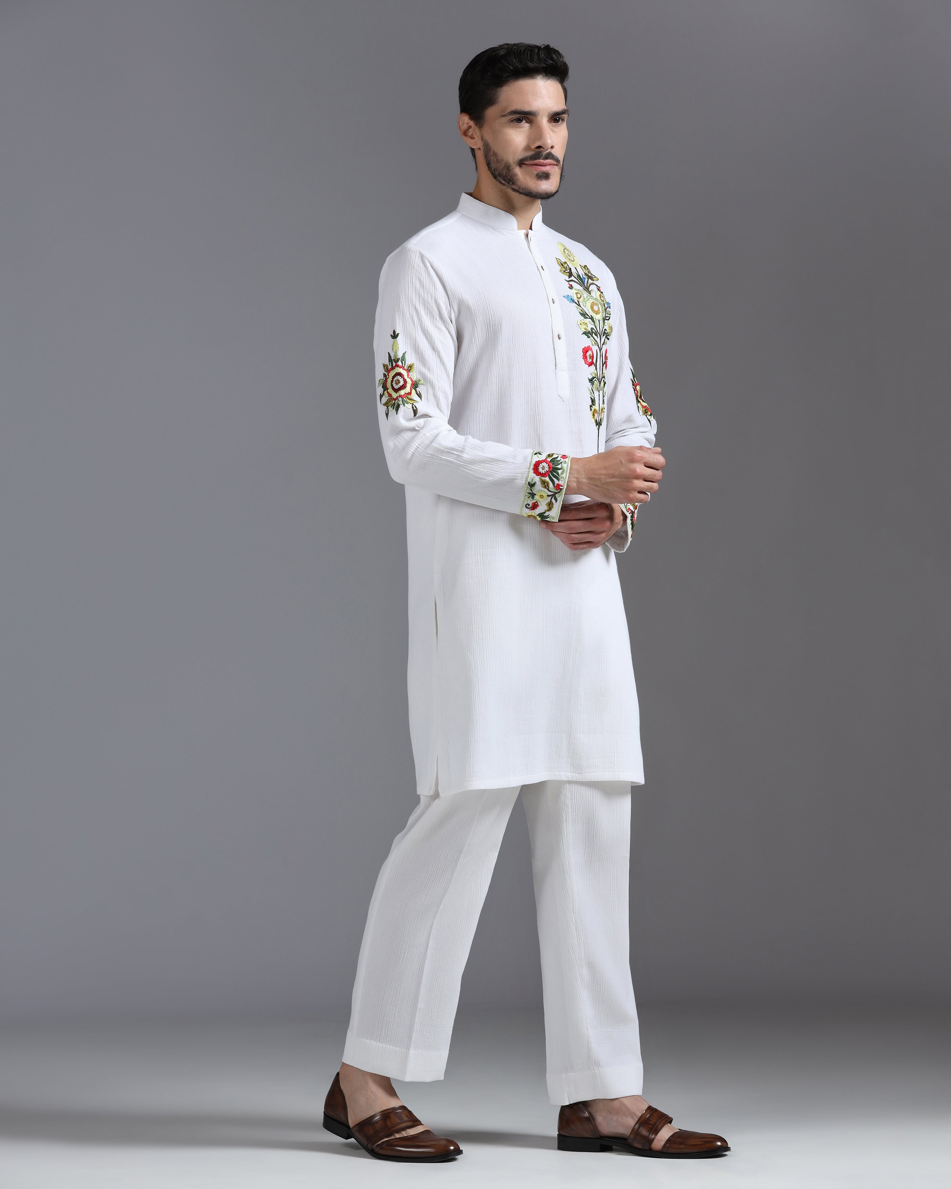 White Garden Bloom Kurta in Crinkle Cotton