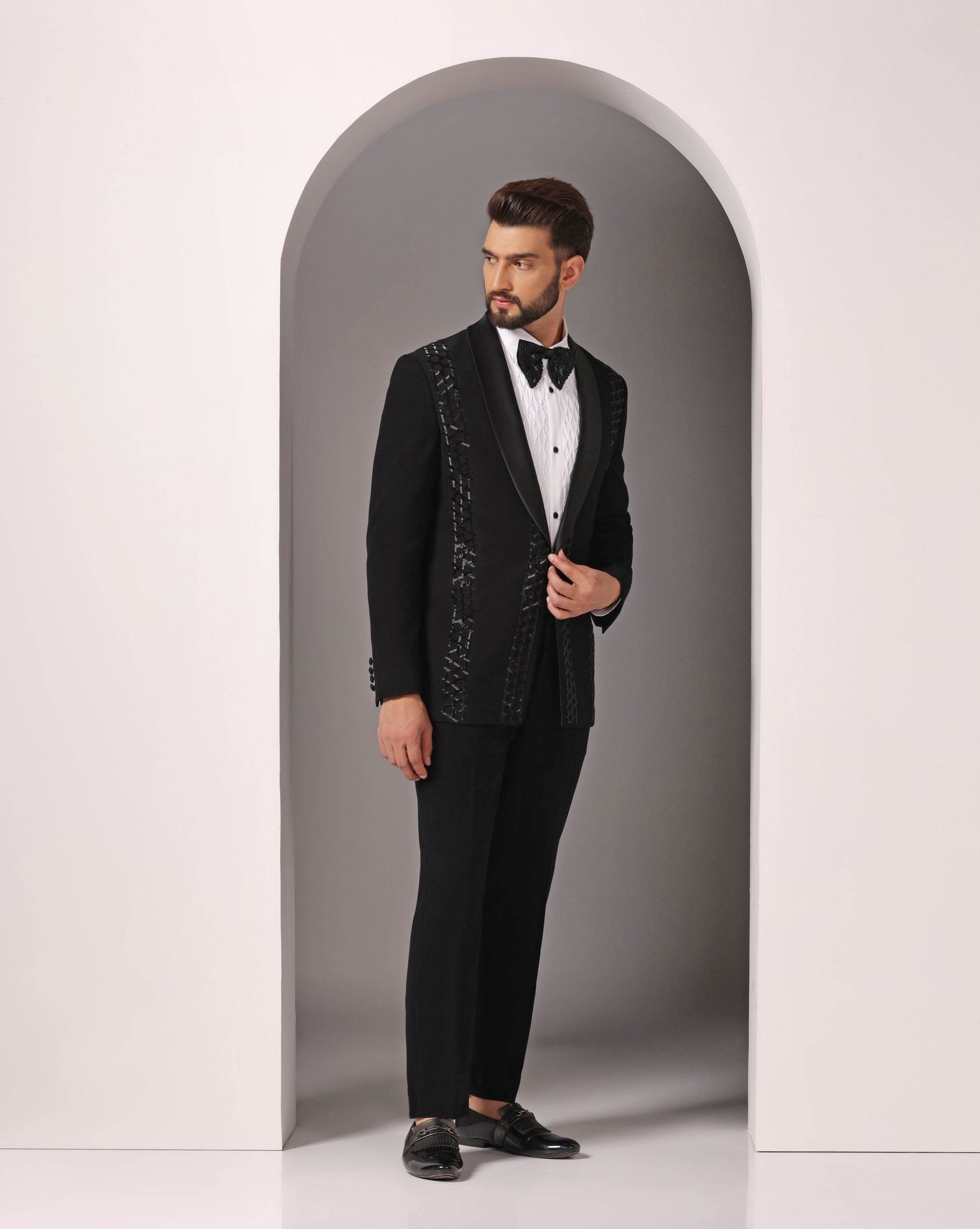 Hexagonal Elegance: Black Cutdaana Hand-Embroidered Tuxedo