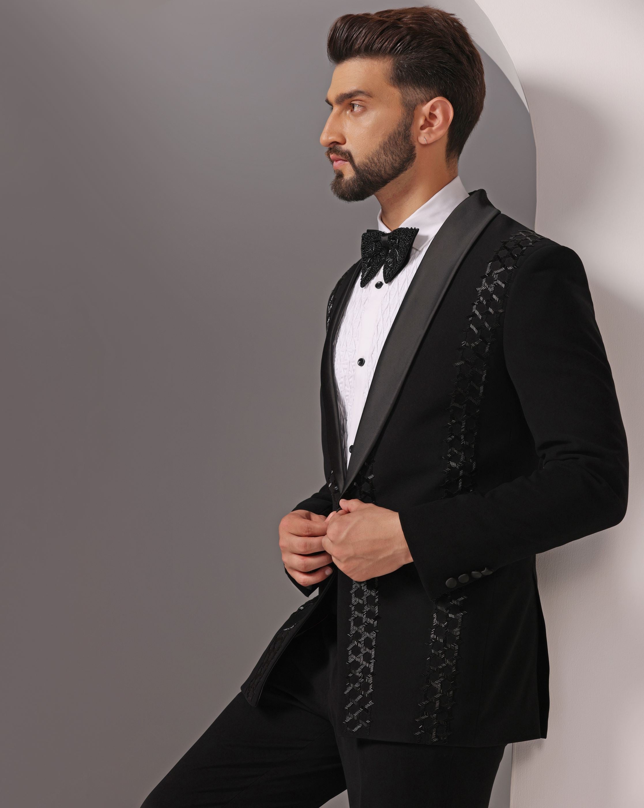 Hexagonal Elegance: Black Cutdaana Hand-Embroidered Tuxedo