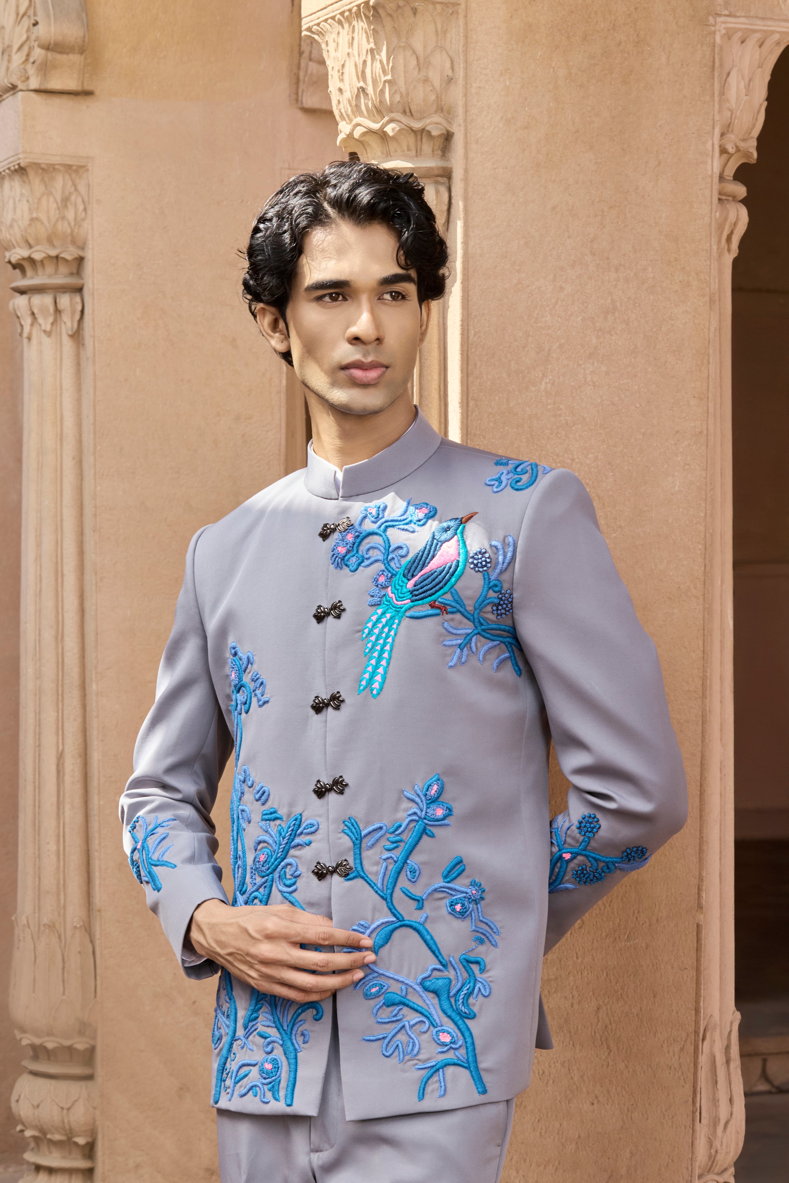 Raas “Gulabi Morh Leher” Grey Bandhgala