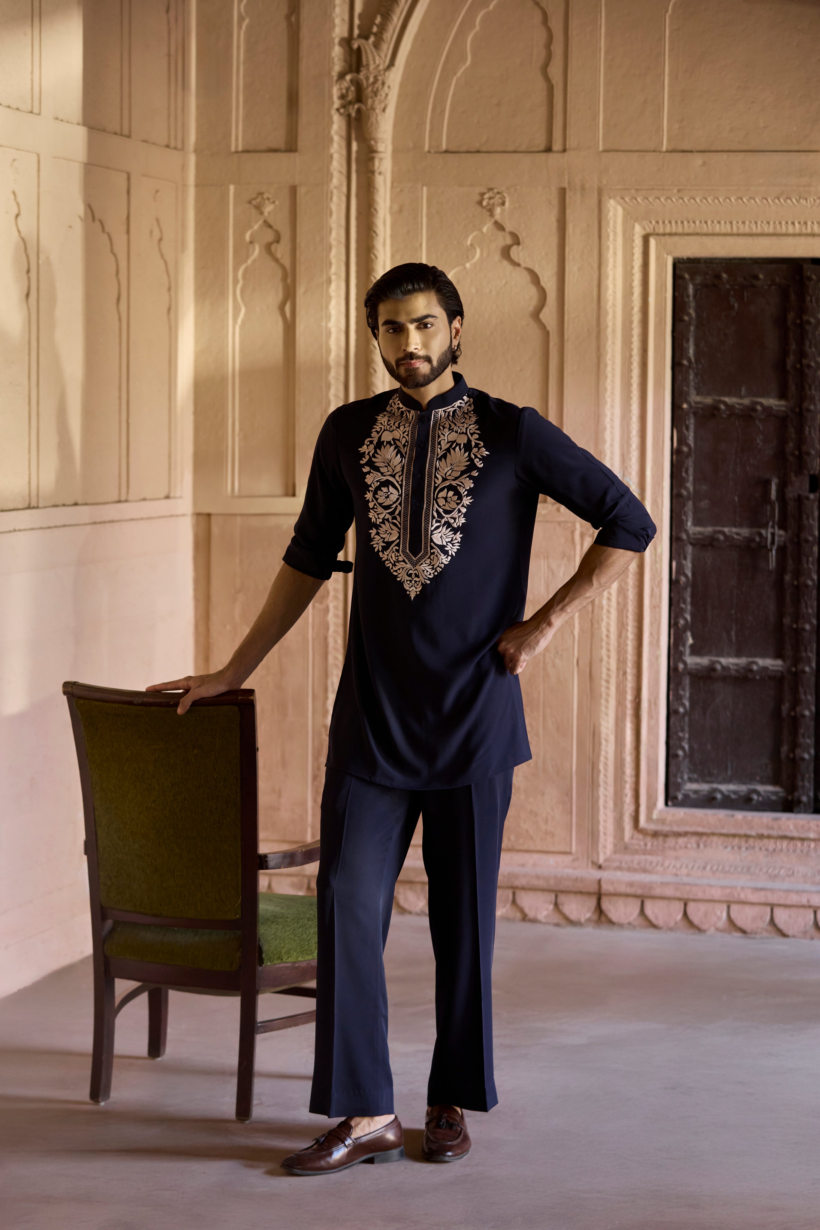 Raas “Neel Shringar” Navy Short Kurta