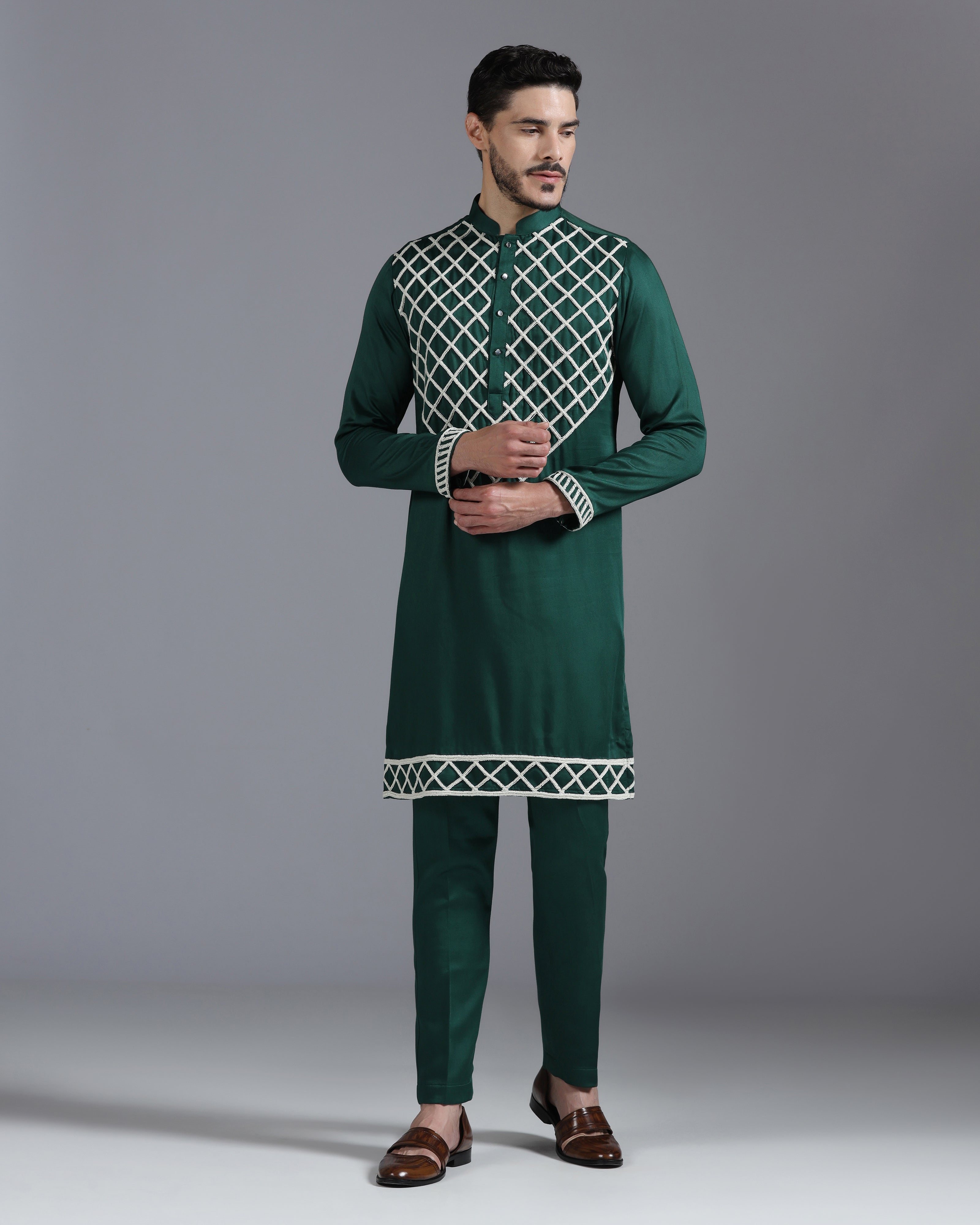 Emerald Green Kurta Set with Hand Embroidered Ivory Cutdana Detailing