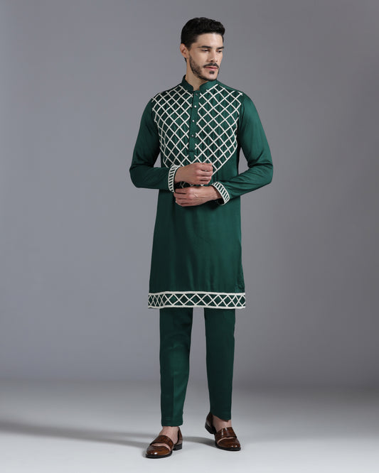Emerald green kurta set with ivory Cutdana embroidery | Bhavya Bhasin Couture