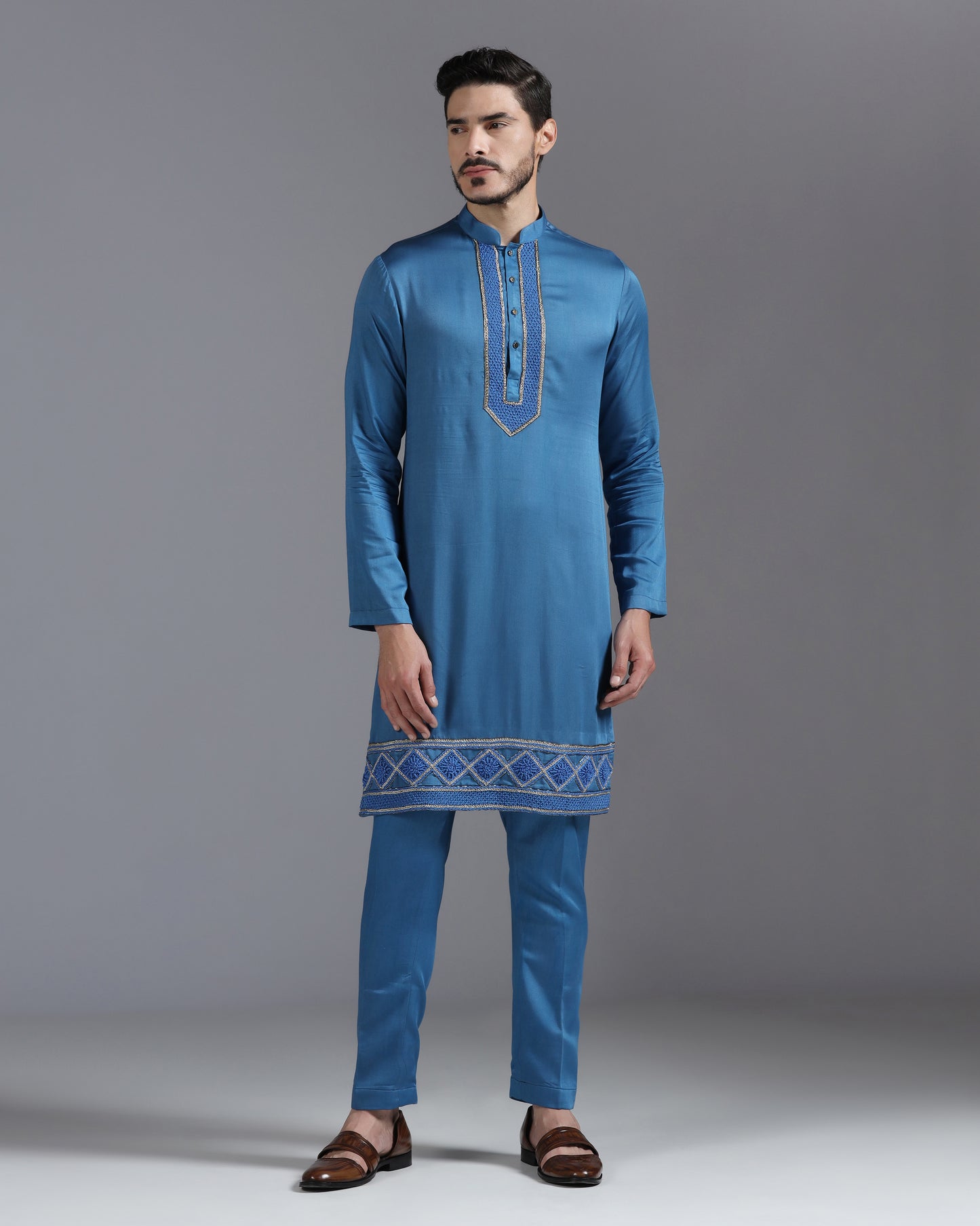 Royal blue kurta set with geometric thread Cutdana embroidery | Bhavya Bhasin Couture