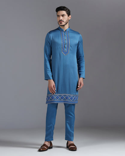 Royal blue kurta set with geometric thread Cutdana embroidery | Bhavya Bhasin Couture
