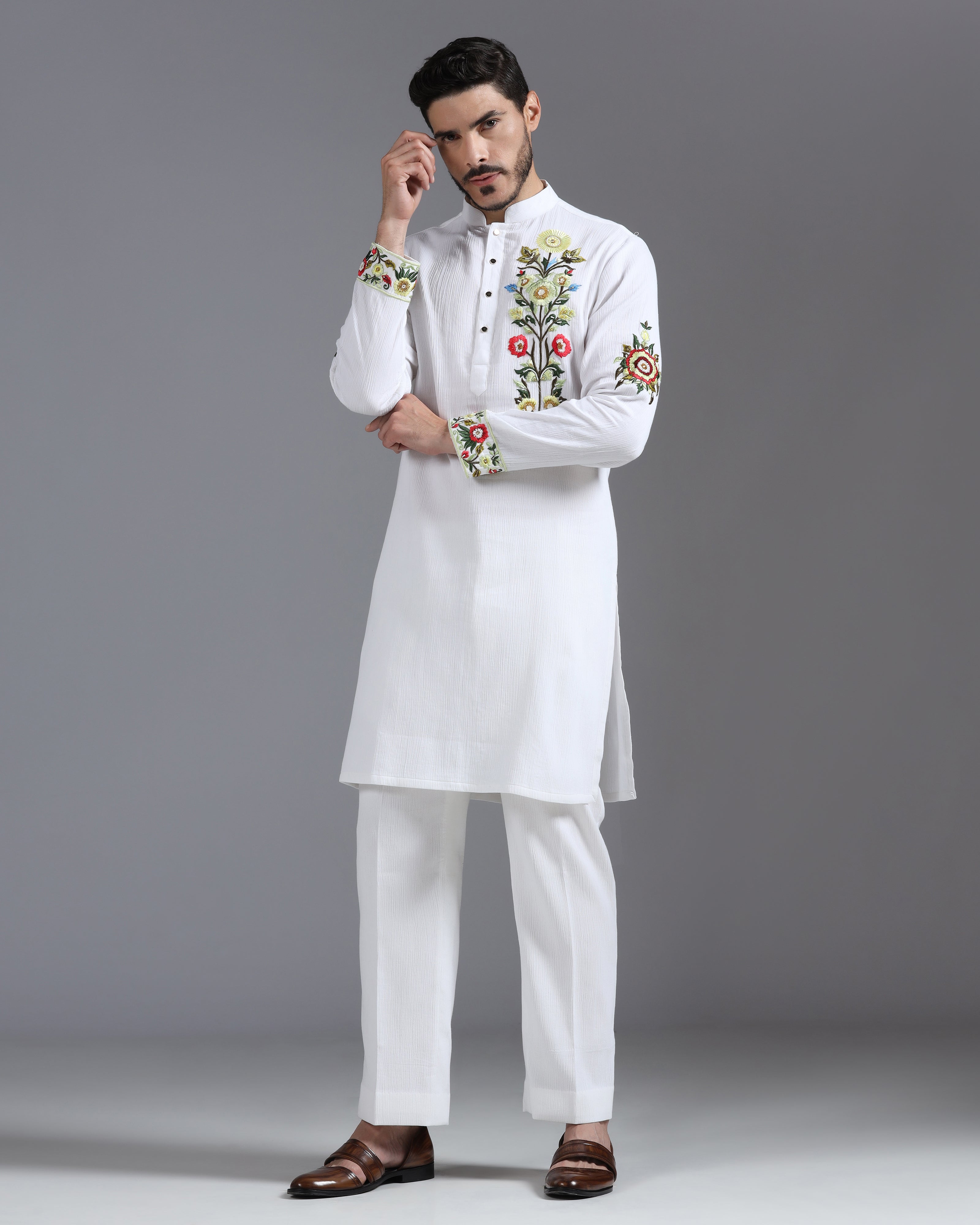 White Garden Bloom Kurta in Crinkle Cotton