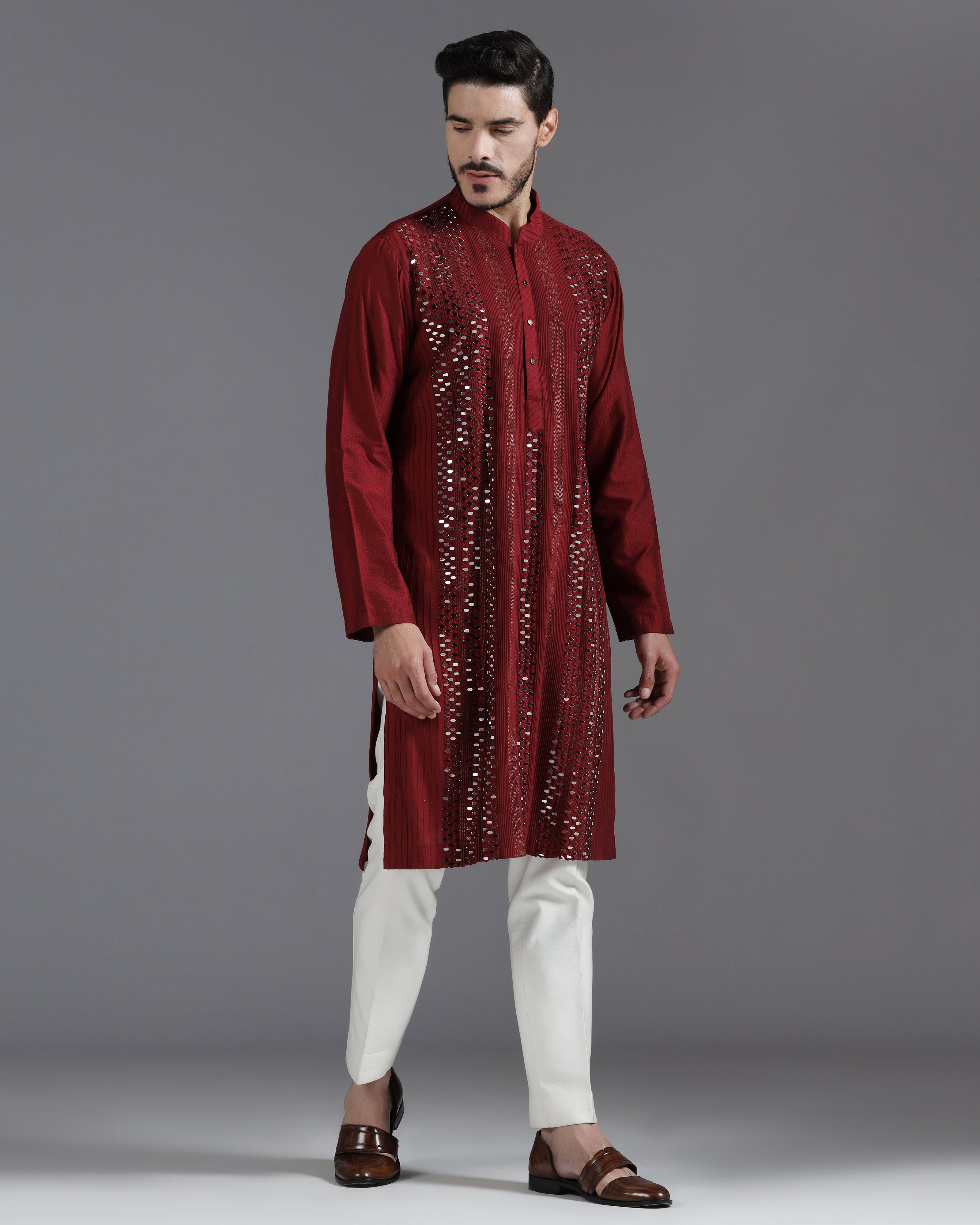 Aariz Mirror Embroidered Kurta Set – Maroon