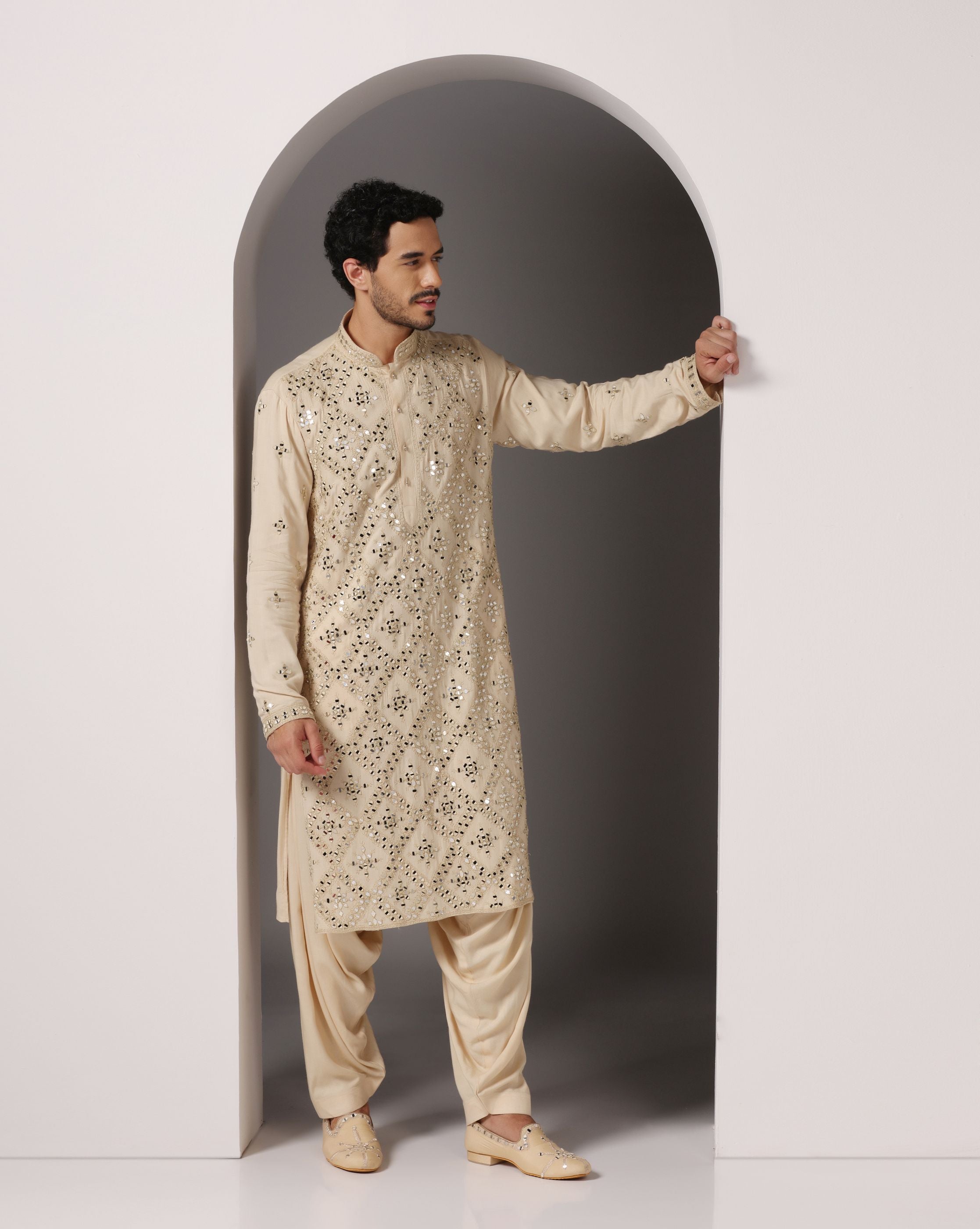 Reflective Elegance: Natural Color Heavy Mirror Kurta and Salwar