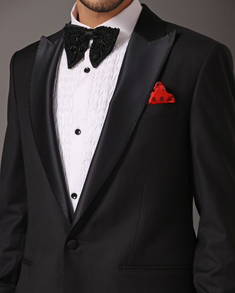 Timeless Elegance: Black Single Button Peak Lapel Classic Tuxedo
