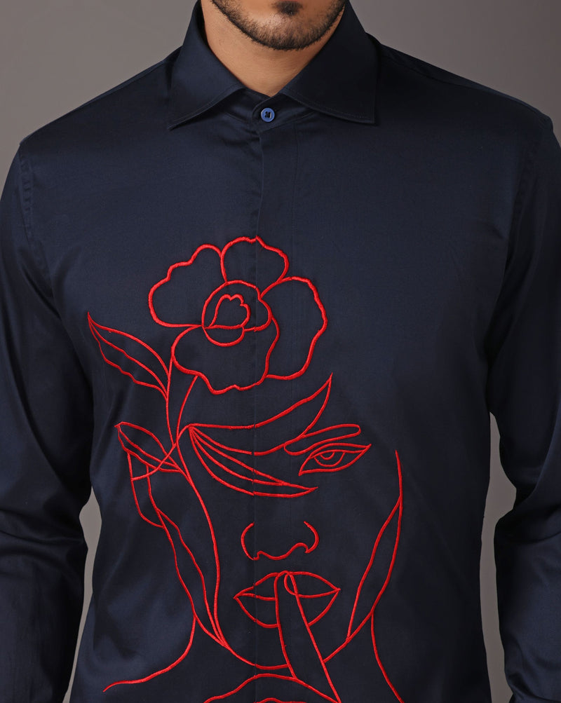 Dynamic Blue: Shirt with Machine Embroidery in Vibrant Red