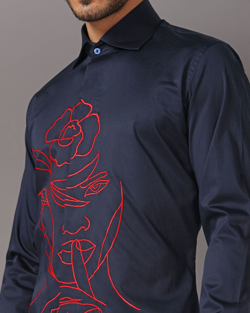 Dynamic Blue: Shirt with Machine Embroidery in Vibrant Red