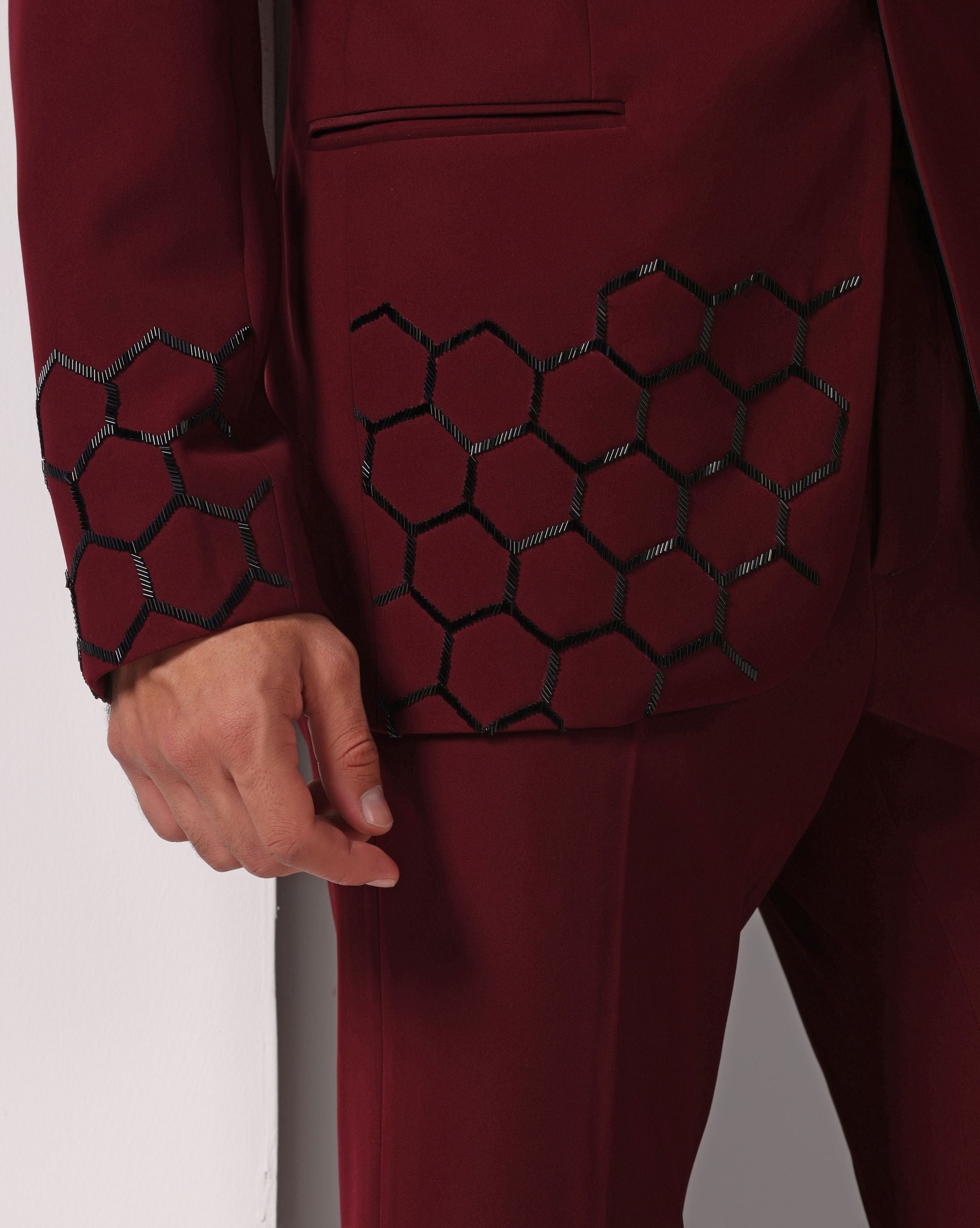 Crimson Elegance: Hand-Embroidered Hexagonal Cutdaana Embroidery