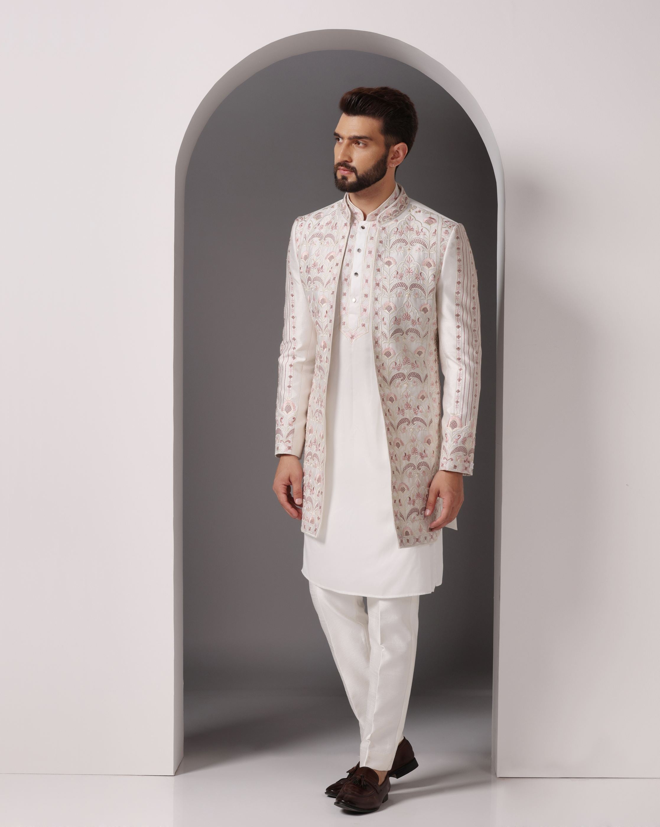 Elegant Fusion: Ivory Indo-Western with Exquisite Machine and Hand Embroidery