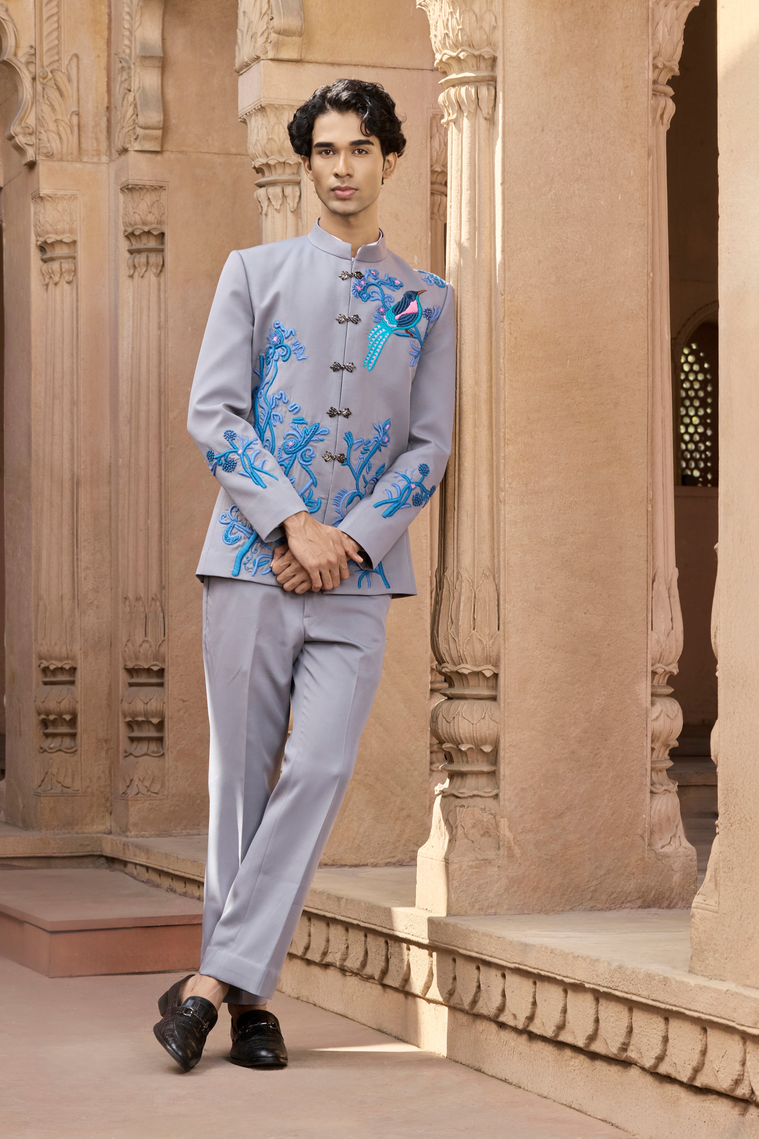 Raas “Gulabi Morh Leher” Grey Bandhgala