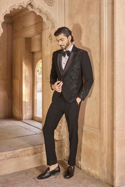 Raas Nisha Vistaar 3D floral tuxedo | Bhavya Bhasin Couture