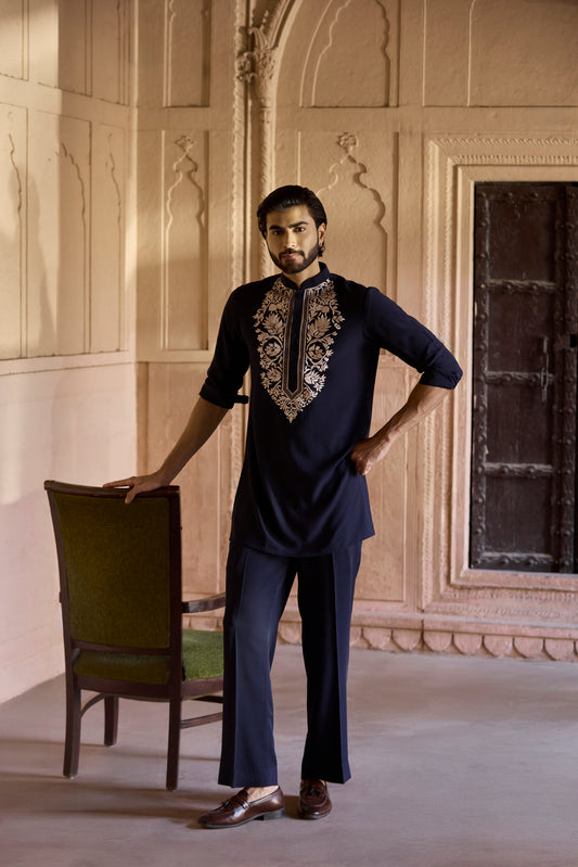 Raas “Neel Shringar” Navy Short Kurta