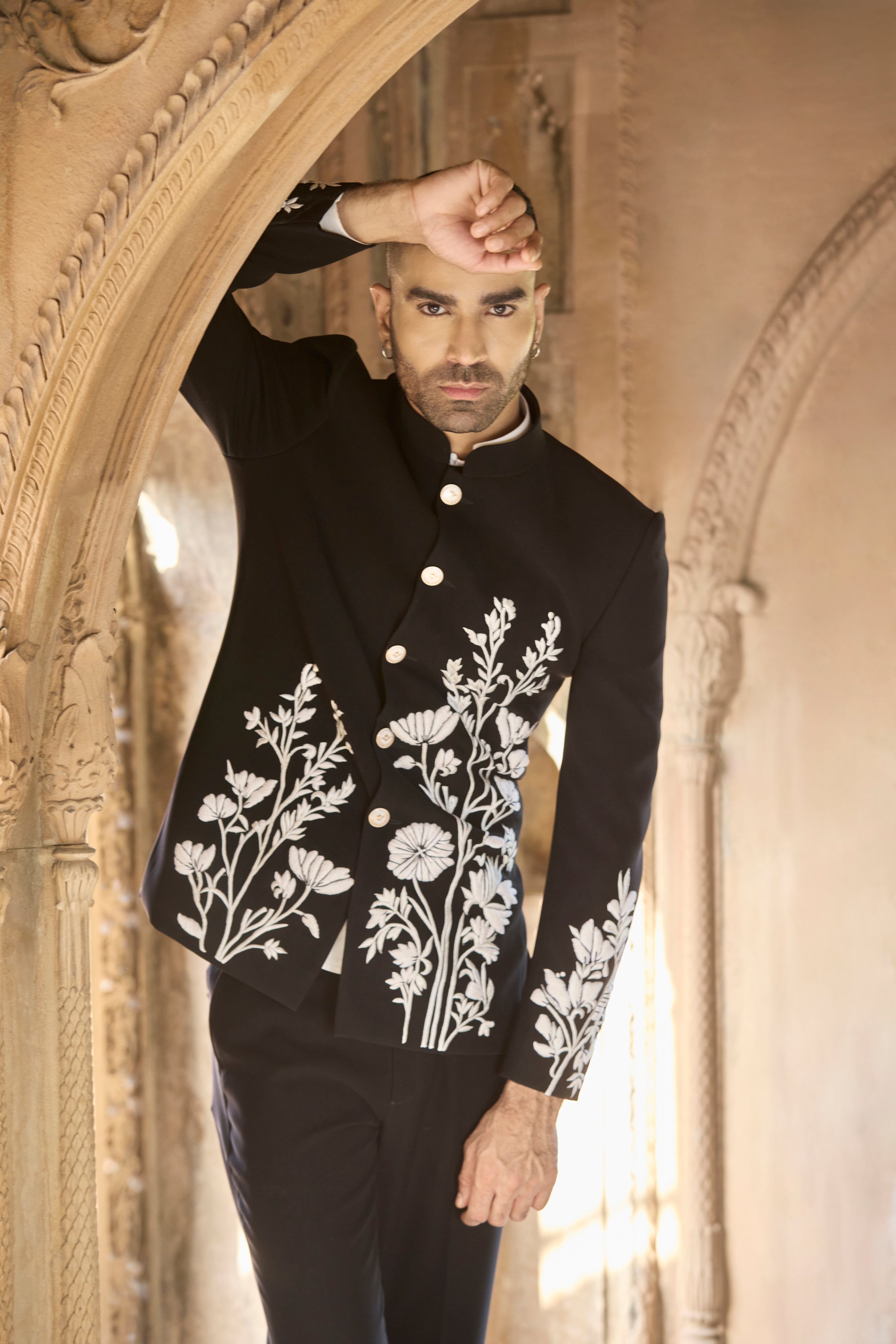 Raas “Shvet Vistaar” Ivory-on-Black Bandhgala