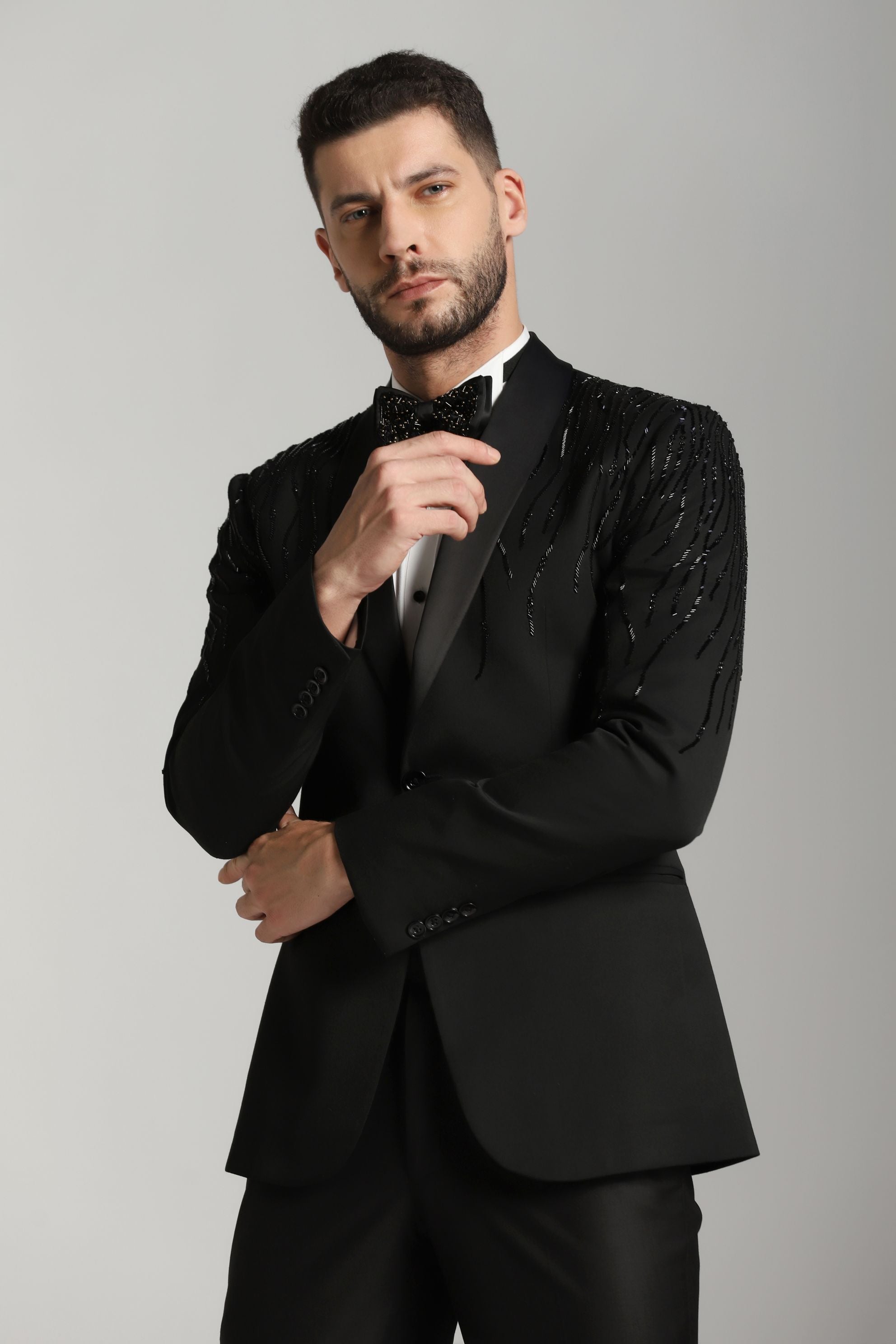 Noir Dazzle Embroidered Tuxedo : Black Elegance Redefined: Cutdaana Embroidery Adorned Tuxedo