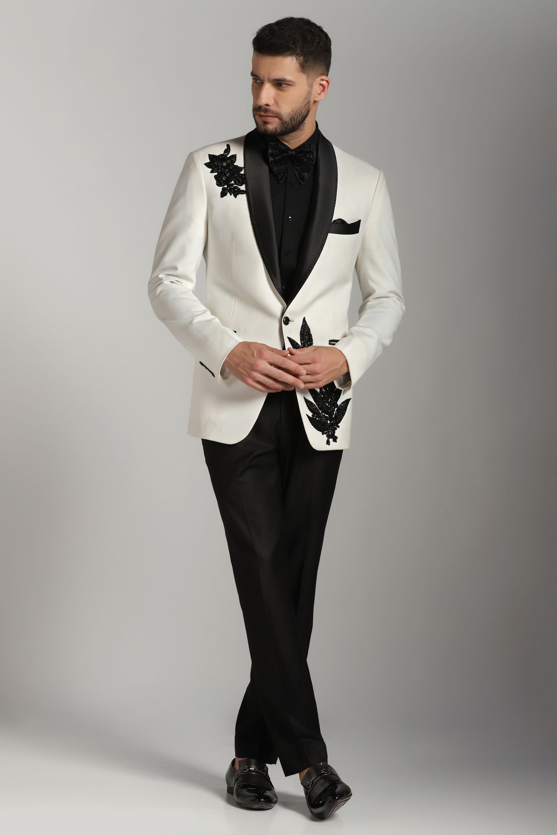 Black And White Embroidered Velvet Tuxedo Suit Men's Suits, 51% OFF
