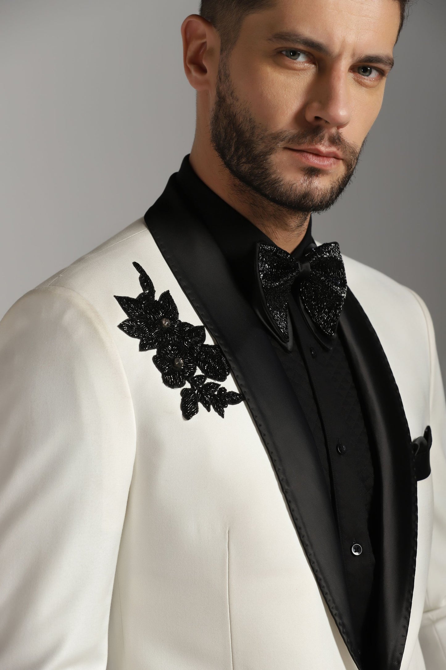 Ivory Whisper Embellished Suit: Elegance in Ivory: A Whisper of Distinctive Embellishments