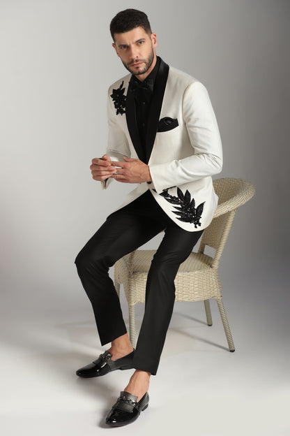 Ivory Whisper Embellished Suit: Elegance in Ivory: A Whisper of Distinctive Embellishments