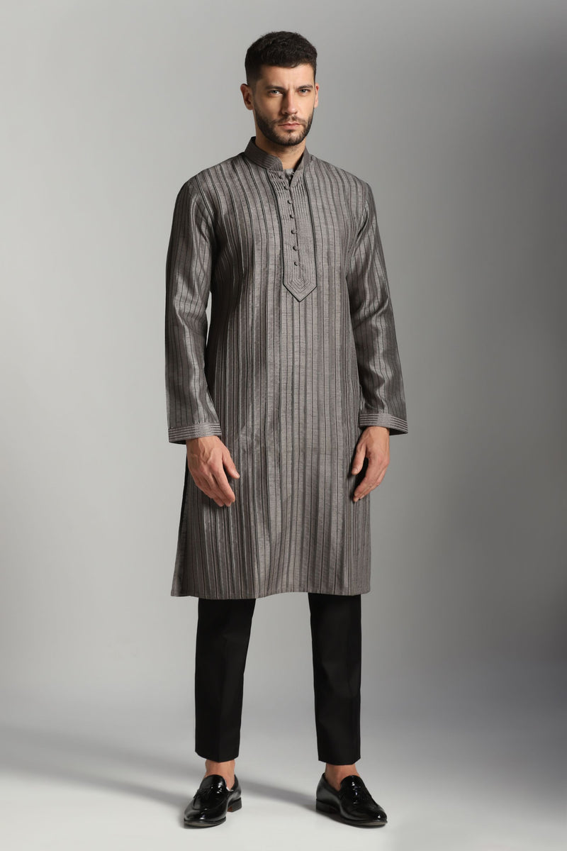 Silver Threads Elegance: Grey Kurta with Intricate Thread Work, Paired with Black Trouser